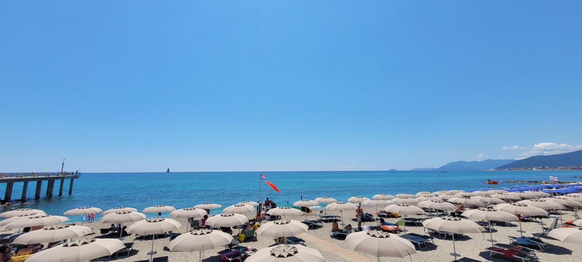 Apartment Hostdomus - Pietra Blu